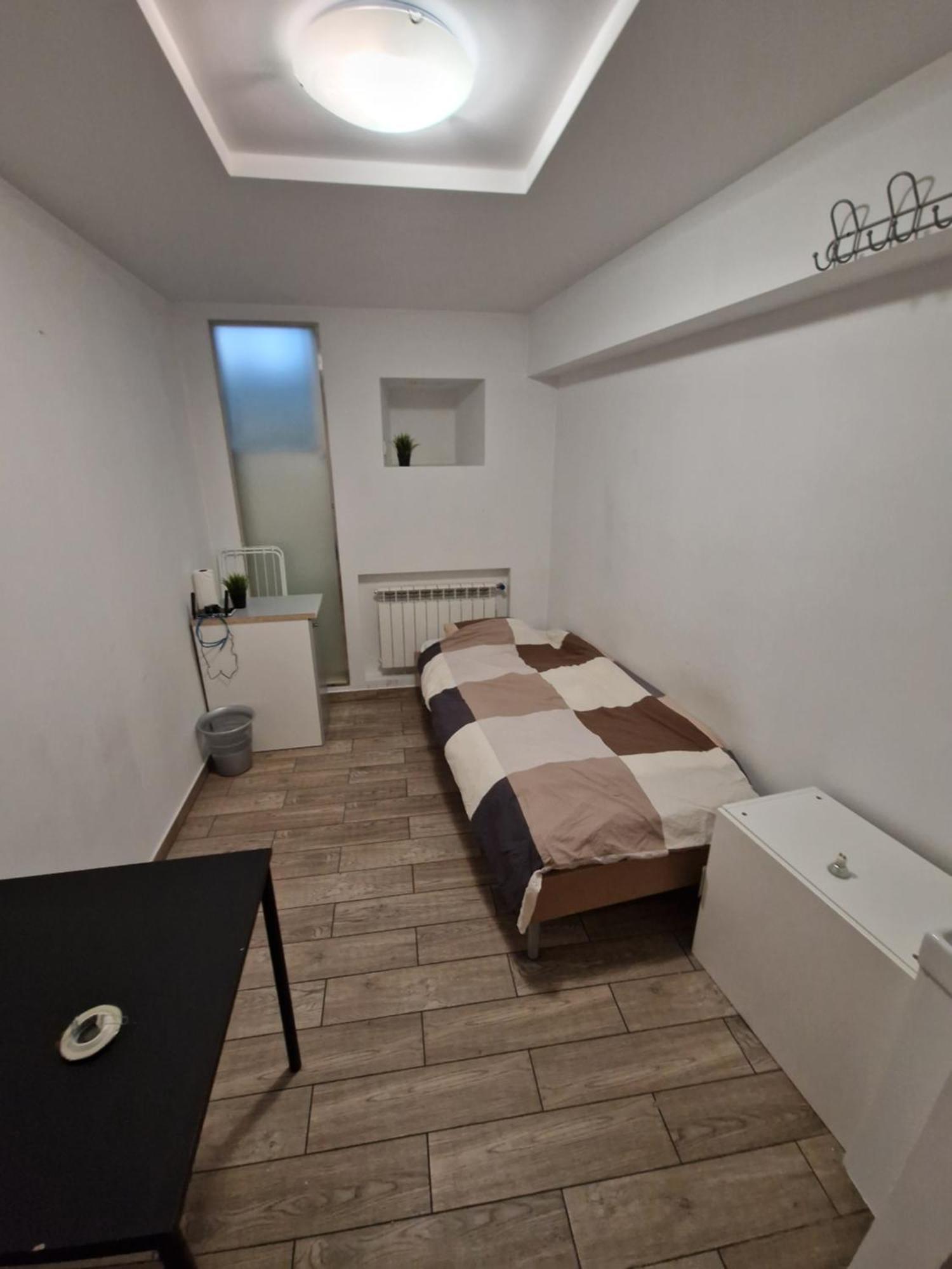 View Apartments And Rooms Warszawa Rum bild
